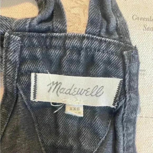 Madewell XXS Black Denim Overall Shorts Shipped via USPS - Picture 5 of 7
